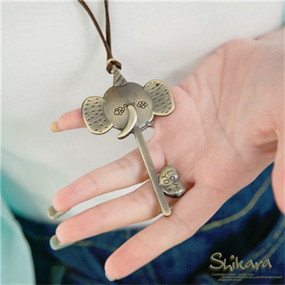 可愛滿分~大象鑰匙造型墬飾皮鍊
