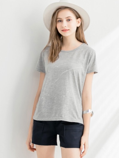 潑點印花舒適棉感圓領短袖上衣．2色