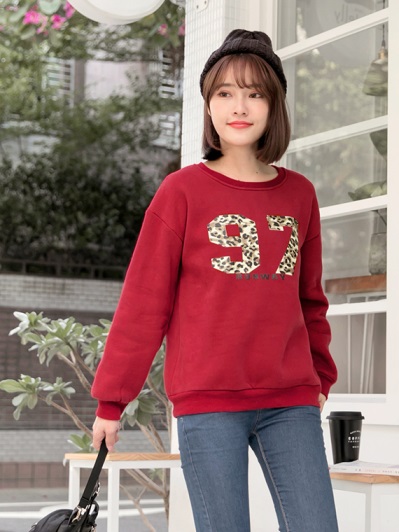 2019衣服穿搭購買滿版小葉片印花排釦小V領長版罩衫上衣線上選購專